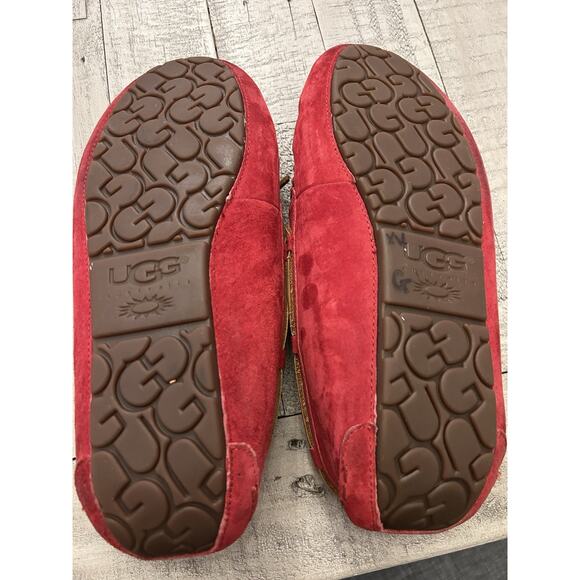 UGG Womens Size 12 Red Suede Sheepskin Moccasin Slipper Slip On - Picture 8 of 8